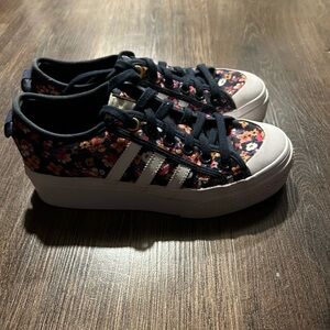 Adidas Navy Floral Nizza Platform Sneakers